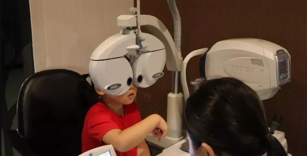 儿童弱视如何纠正?及早治疗是关键_林顺潮__爱问健康